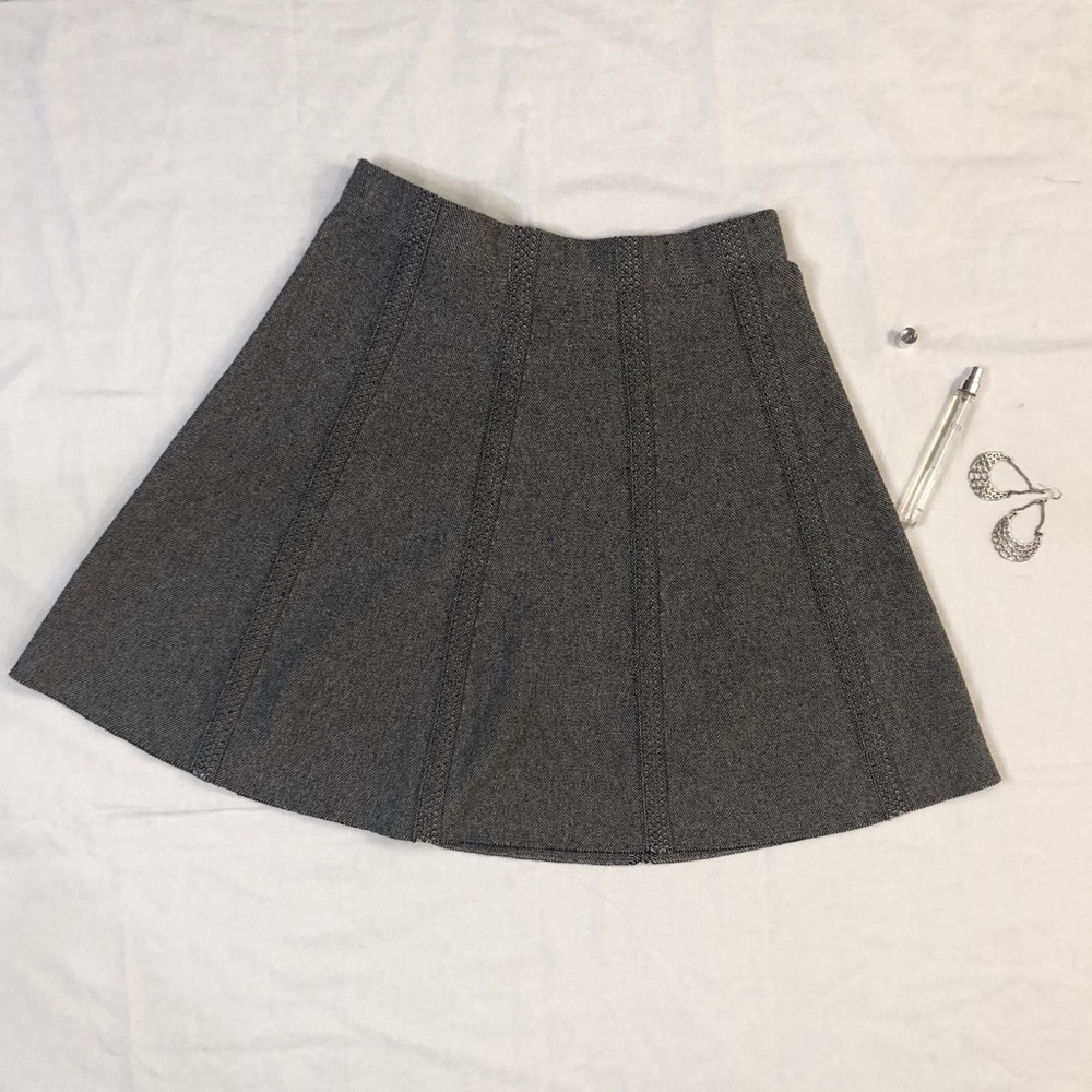 Zara | Black and White Circle Skirt XS